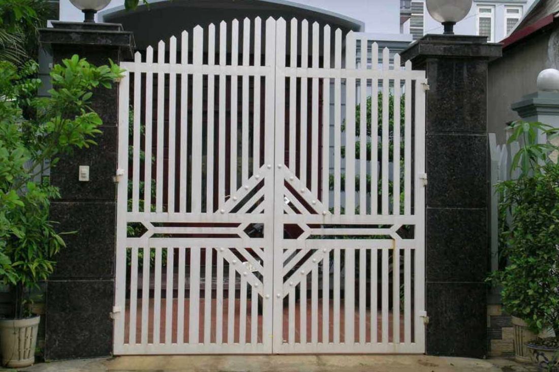 cửa cổng nhà vườn 7